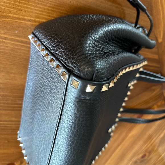 Valentino Garavani Small tote bag/Handbag in Excellent Condition - Picture 5 of 7